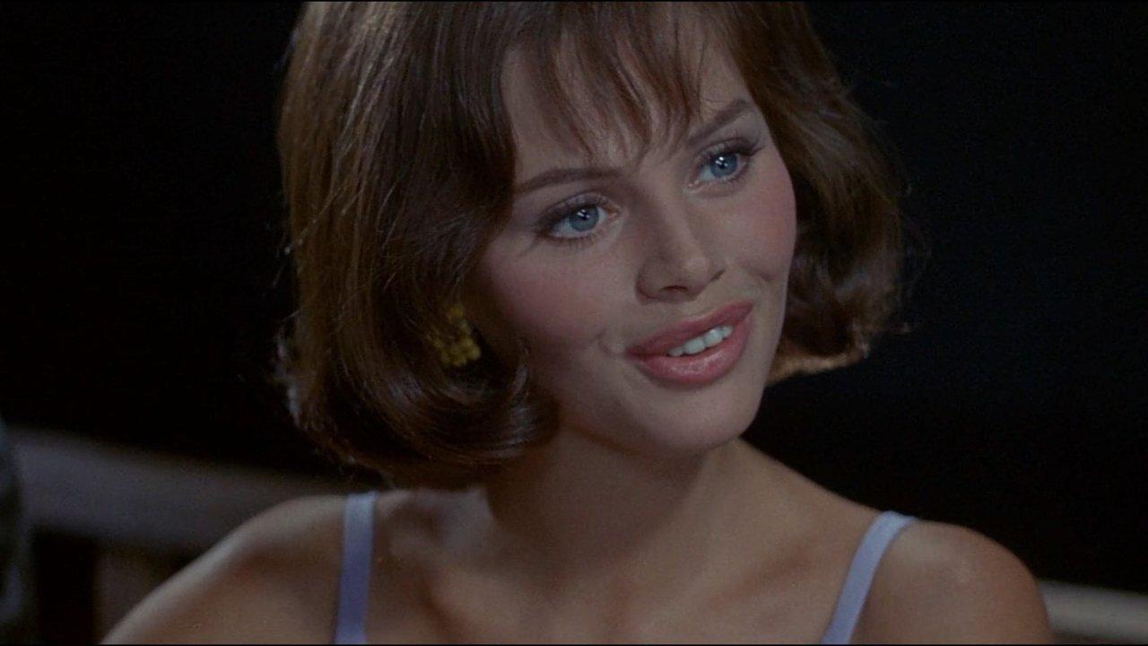 След лисицата